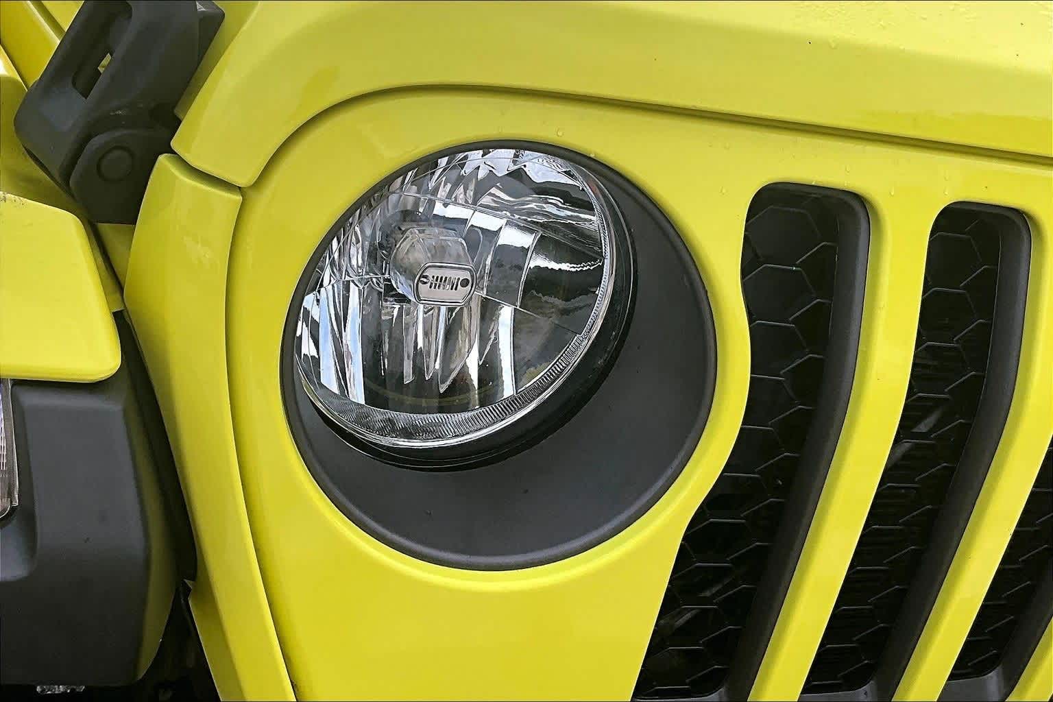 Thumbnail: 2023 Jeep Gladiator - 28