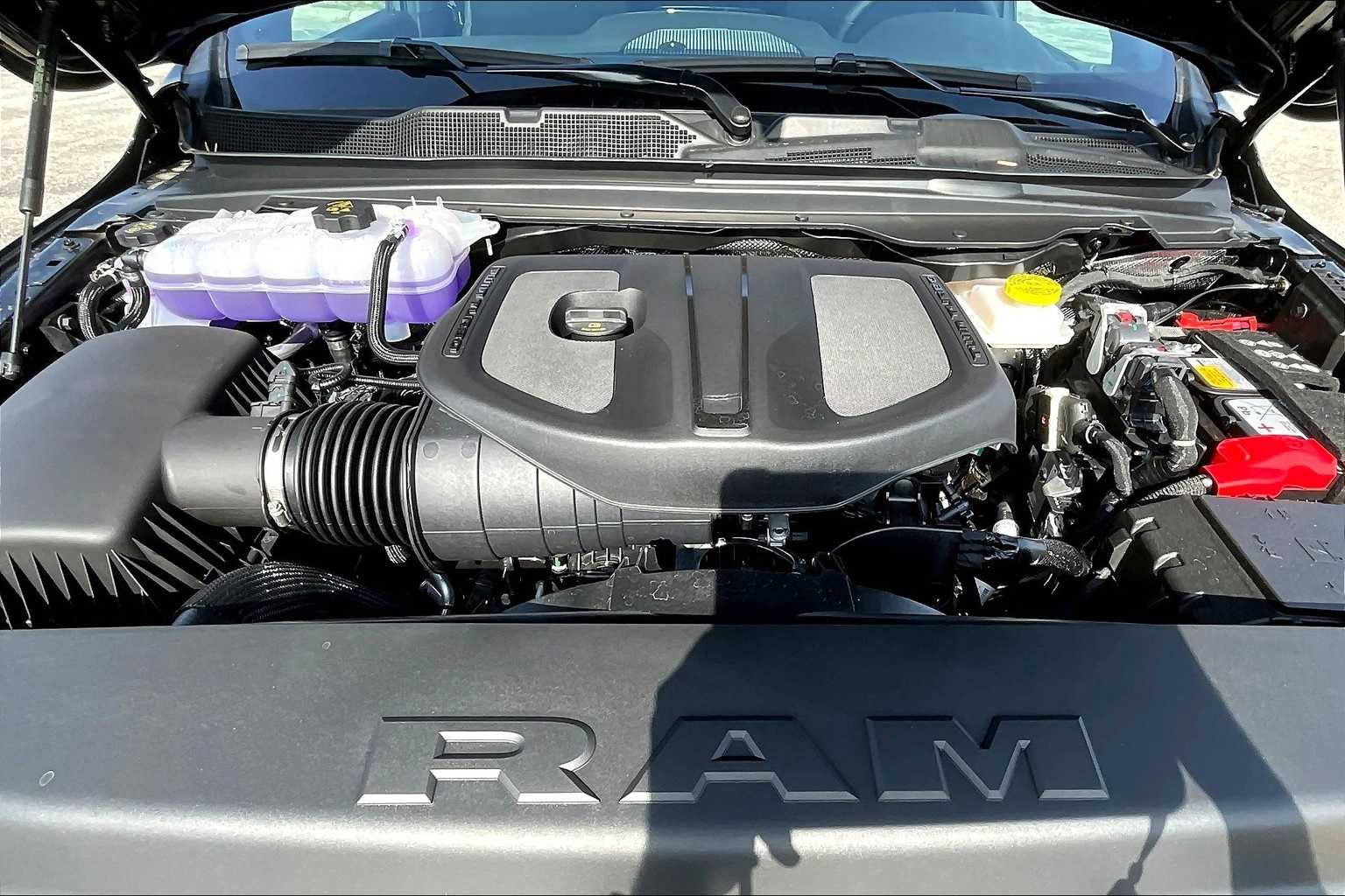 Thumbnail: 2026 RAM 1500 - 9