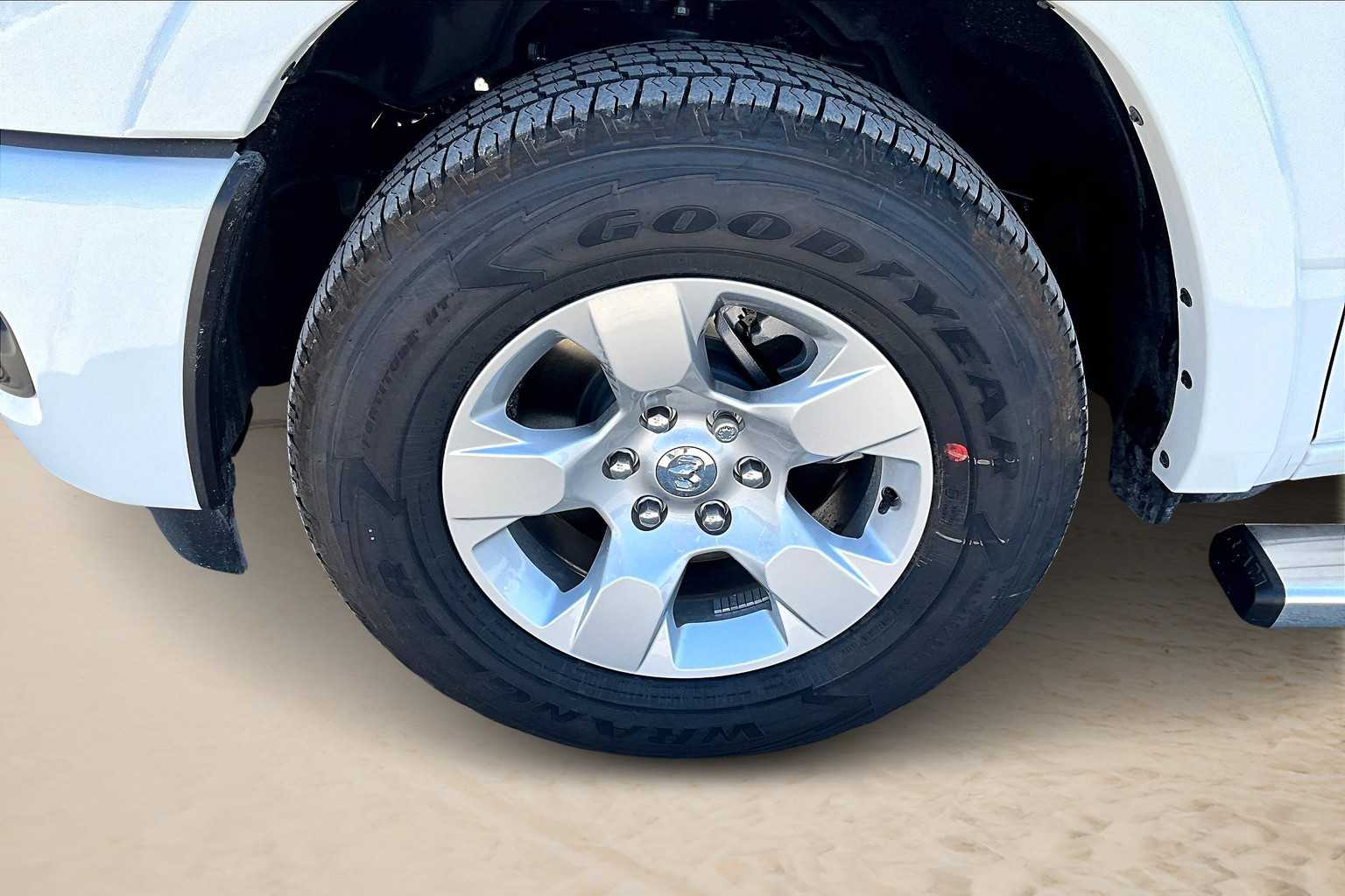 Thumbnail: 2025 RAM 1500 - 7