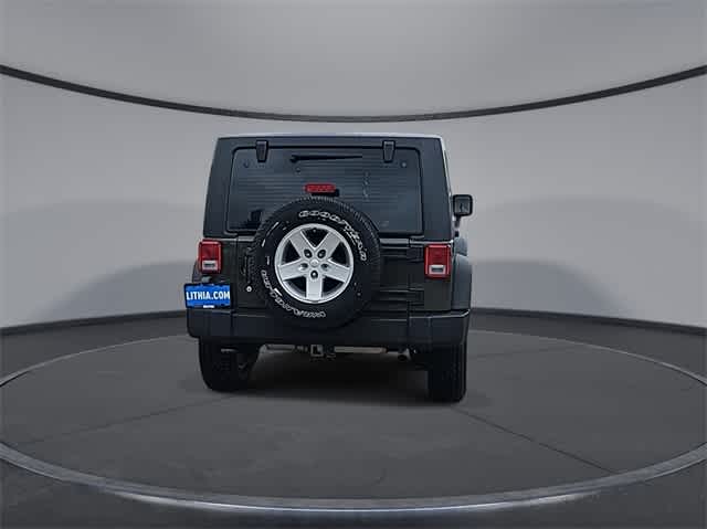 Thumbnail: 2015 Jeep Wrangler - 7
