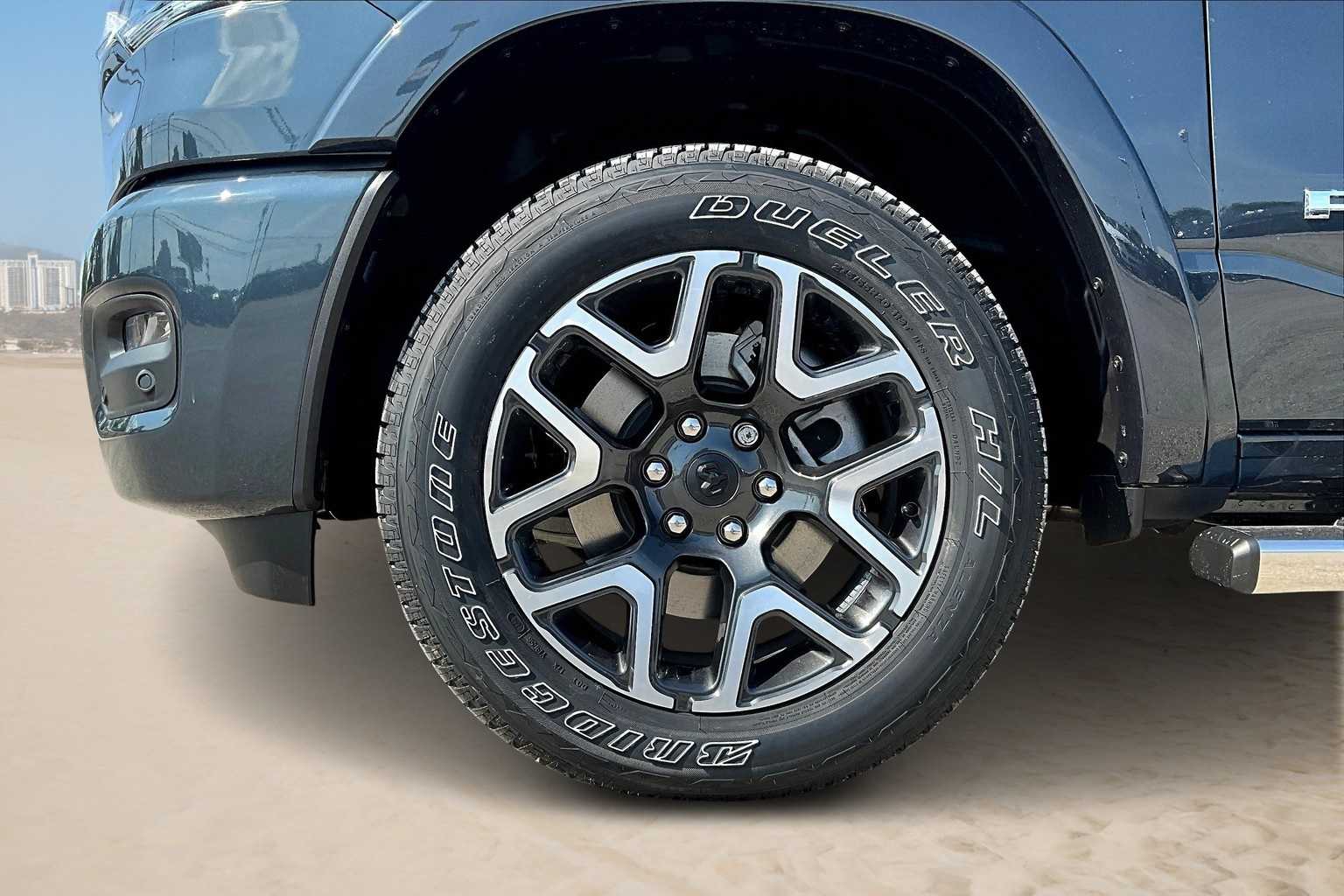 Thumbnail: 2026 RAM 1500 - 8