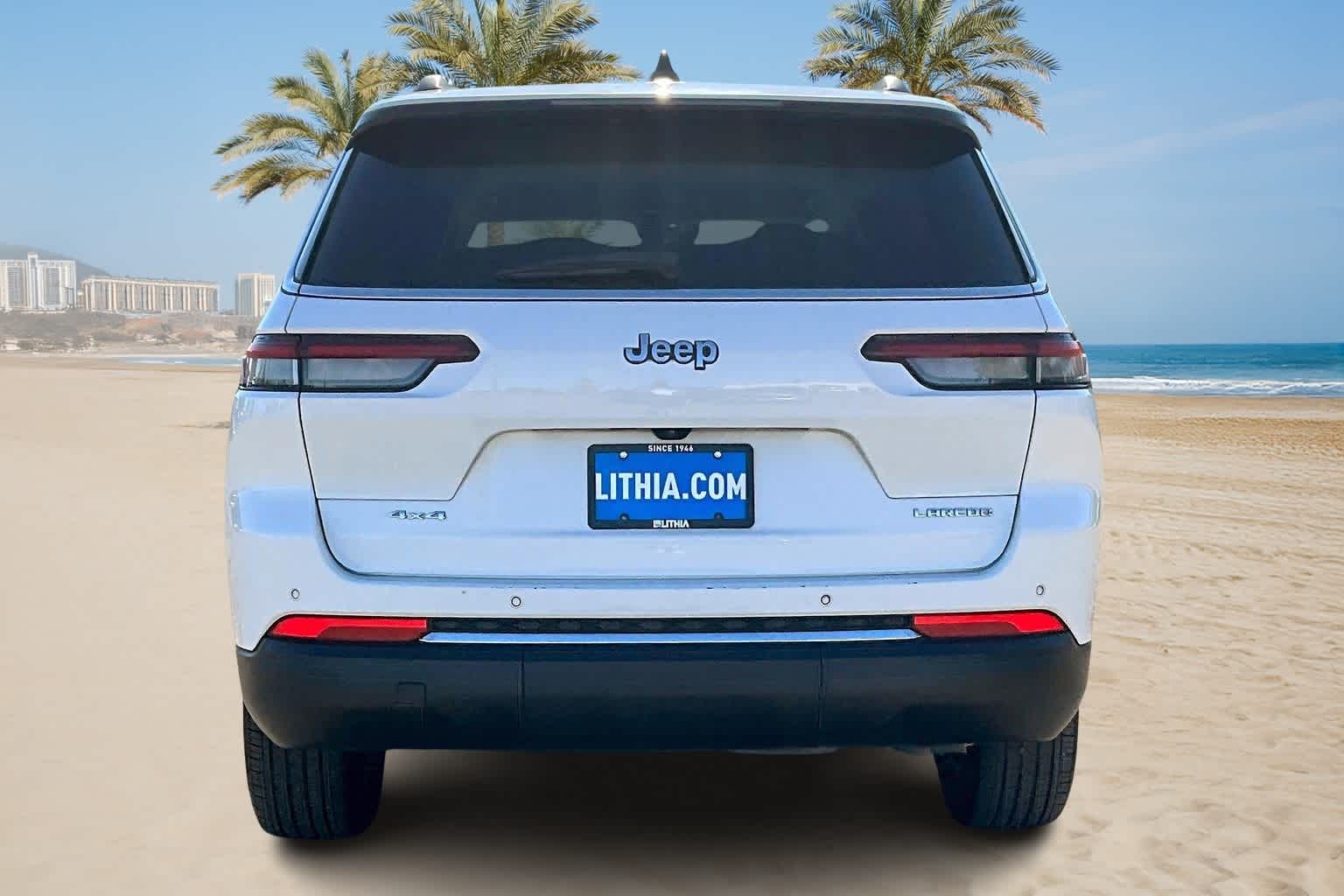 Thumbnail: 2023 Jeep Grand Cherokee - 5