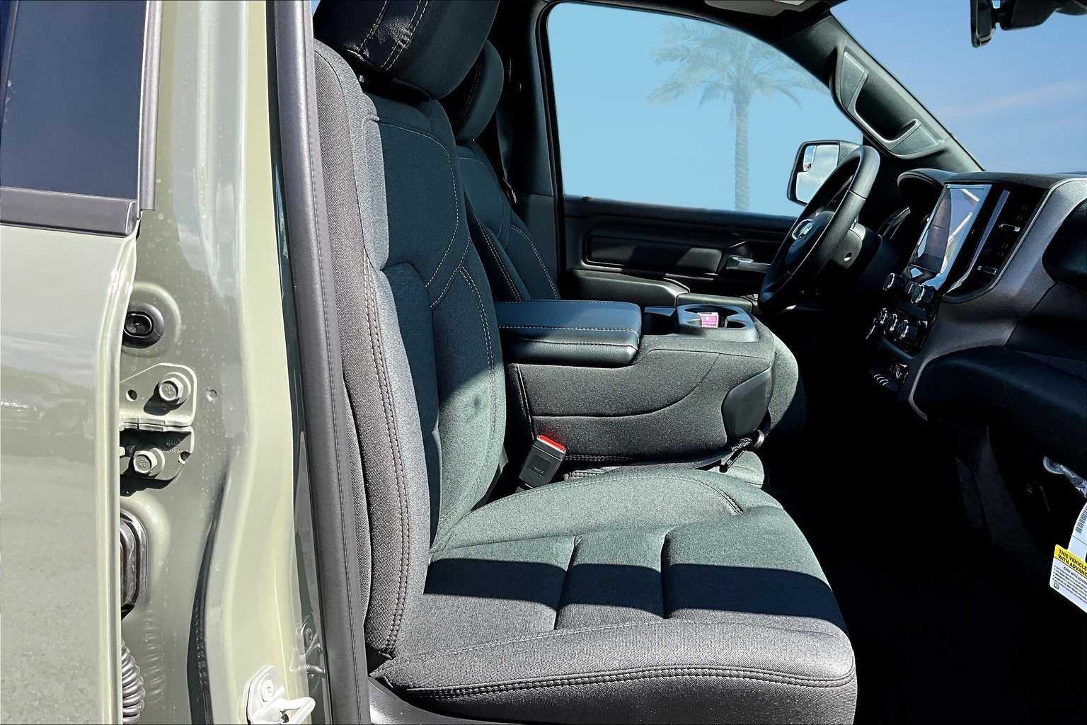 Thumbnail: 2025 RAM 1500 - 13