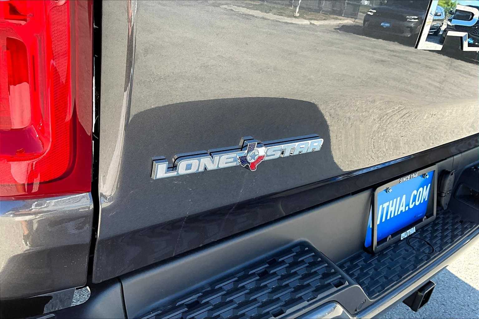 Thumbnail: 2026 RAM 1500 - 7