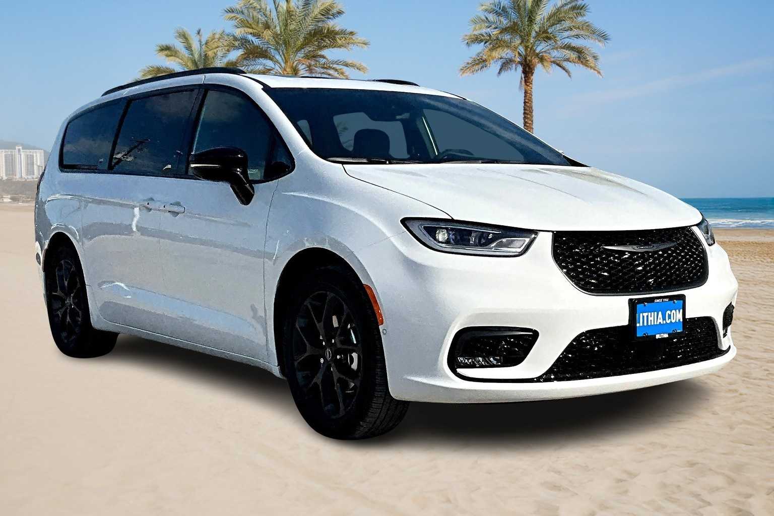 Thumbnail: 2026 Chrysler Pacifica - 20