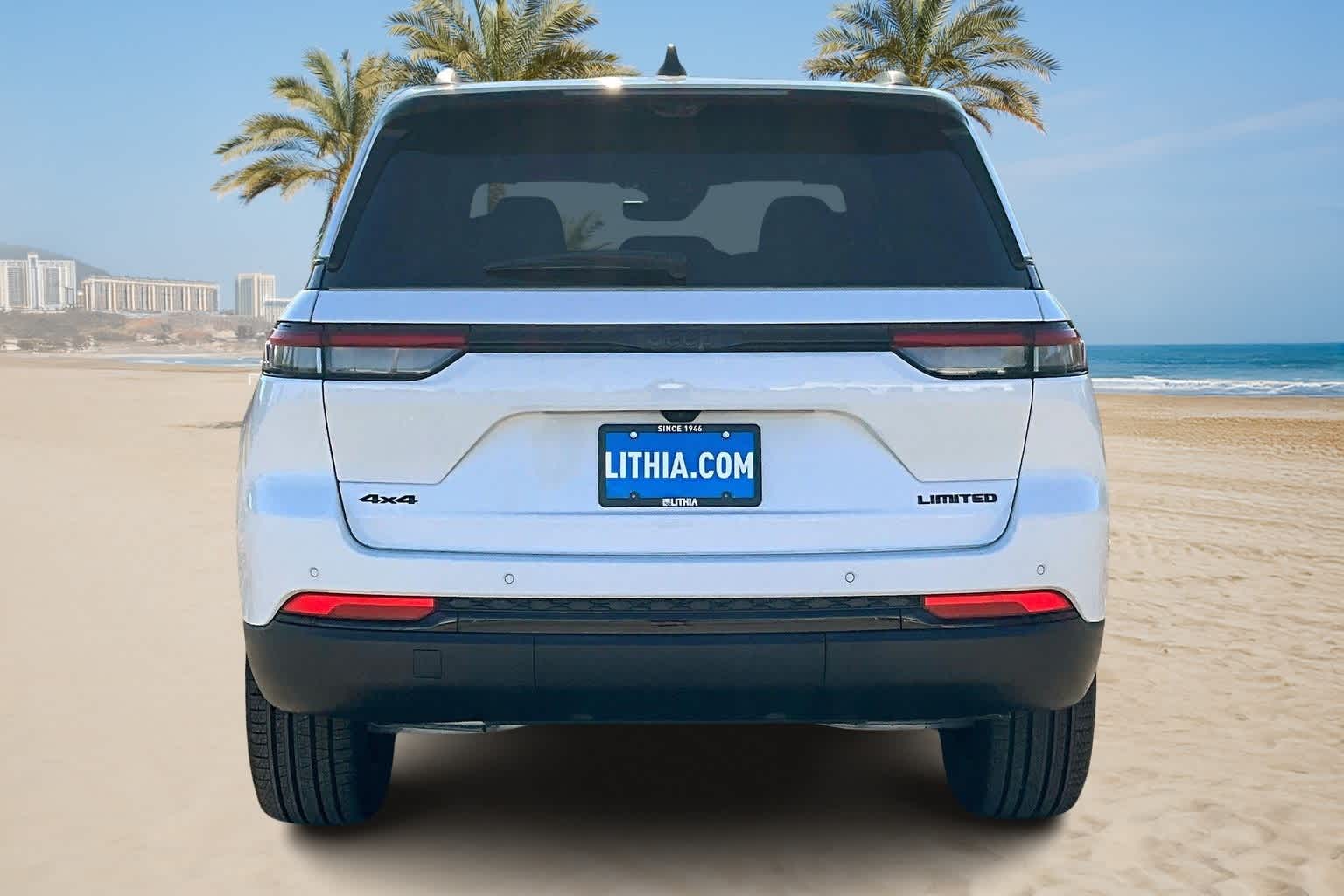 Thumbnail: 2025 Jeep Grand Cherokee - 5