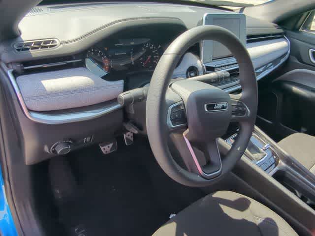 Thumbnail: 2025 Jeep Compass - 10