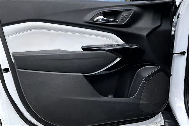 Thumbnail: 2025 Chevrolet Trax - 16