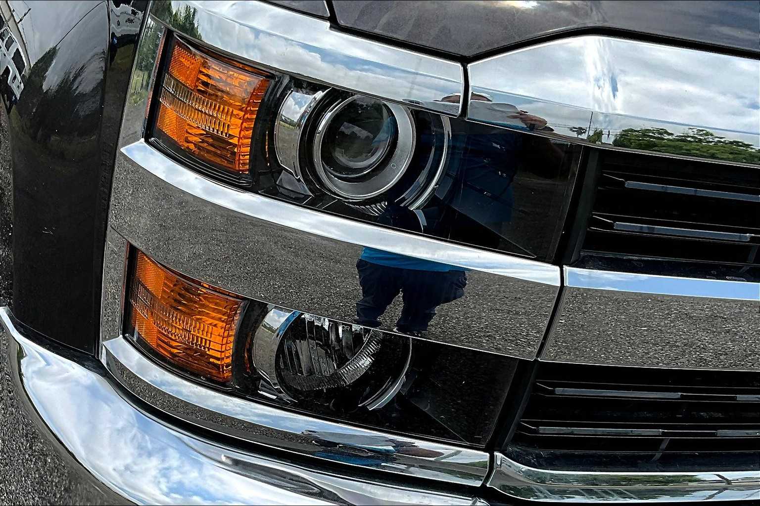 Thumbnail: 2015 Chevrolet Silverado 3500 - 30