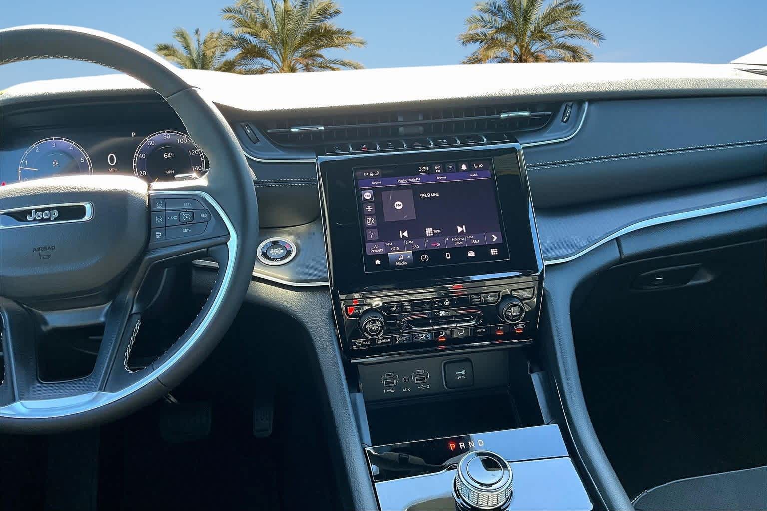 Thumbnail: 2025 Jeep Grand Cherokee - 16