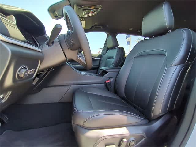 Thumbnail: 2025 Jeep Grand Cherokee - 17