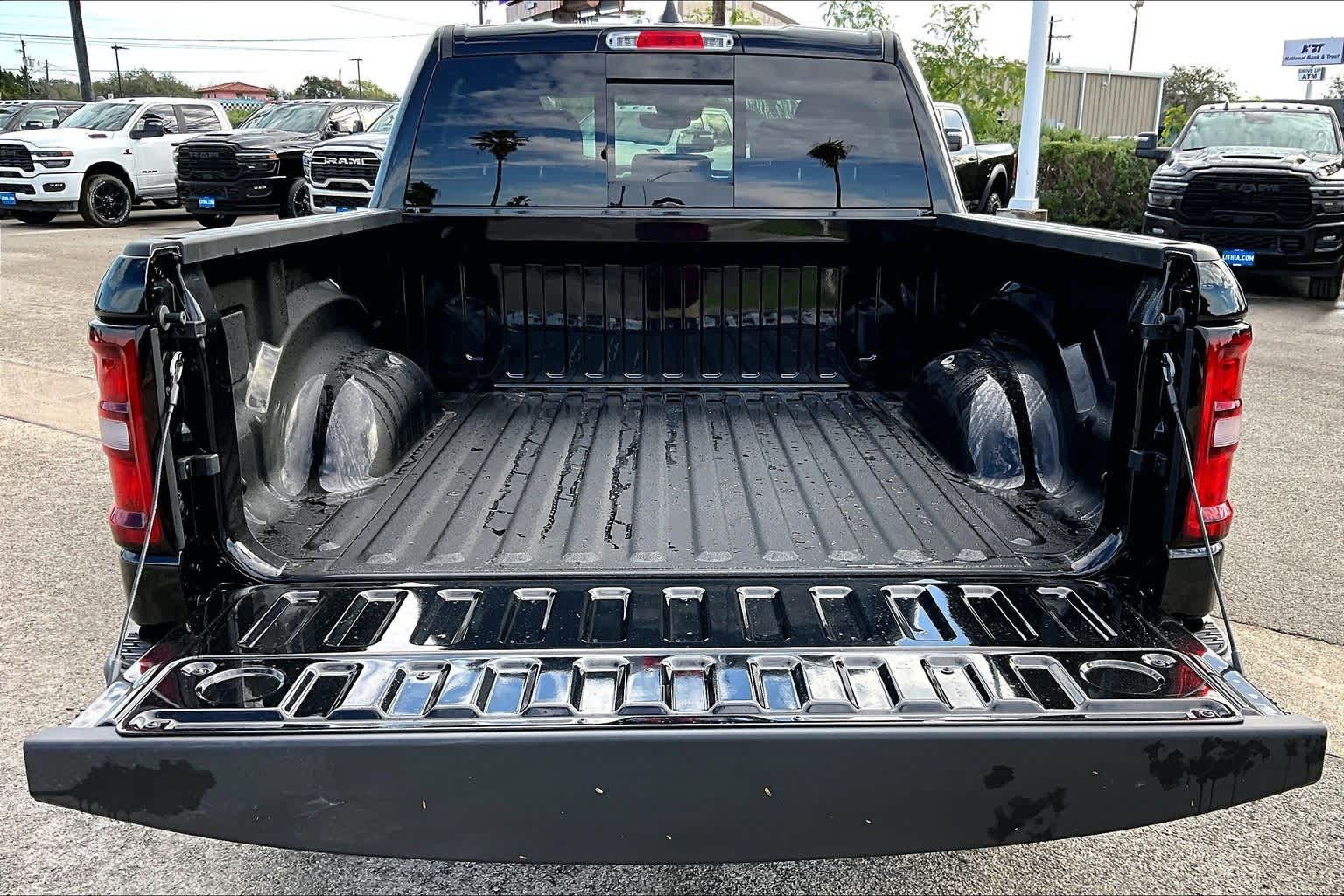 Thumbnail: 2026 RAM 1500 - 19