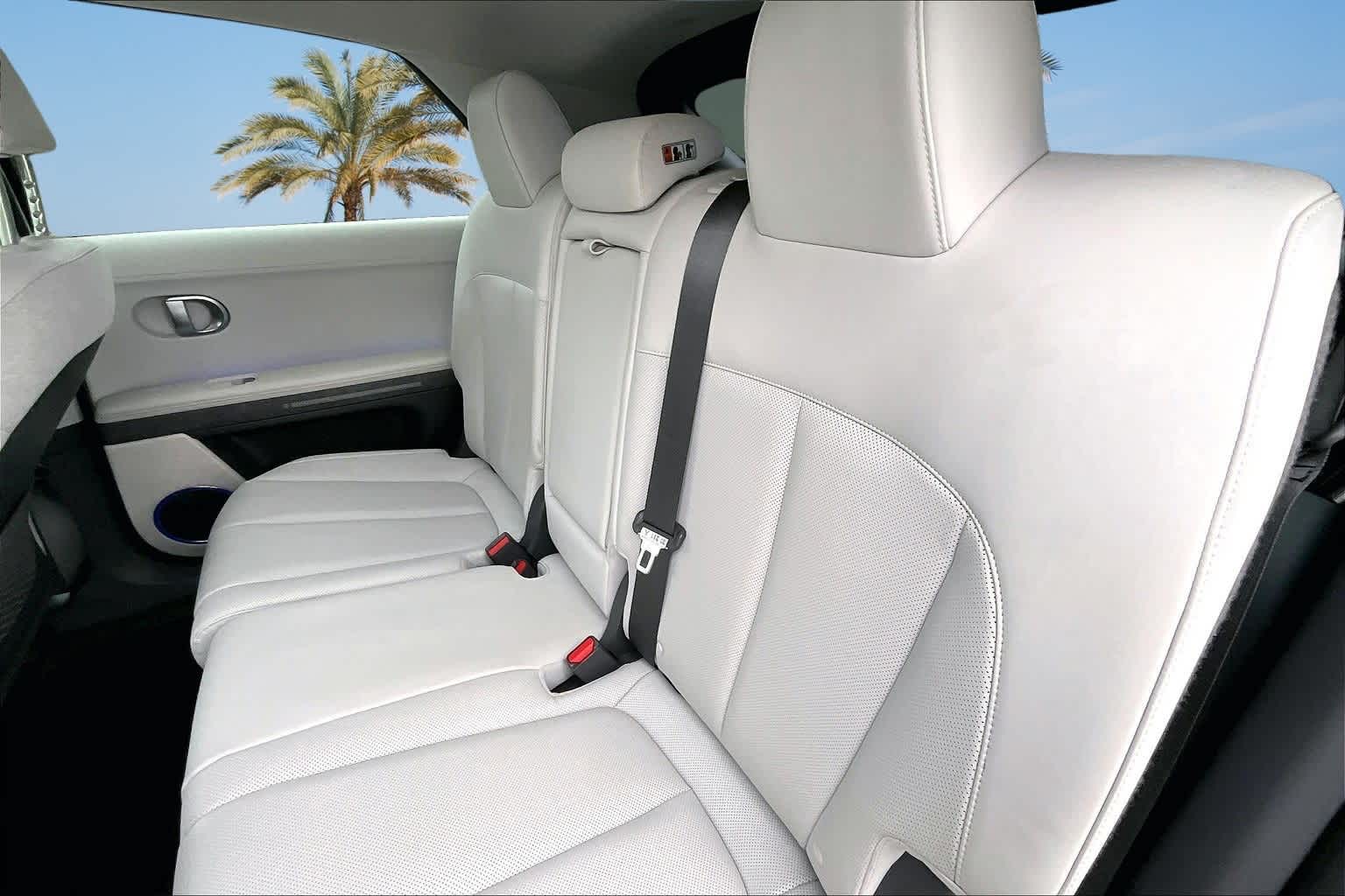 Thumbnail: 2023 Hyundai Ioniq 5 - 12