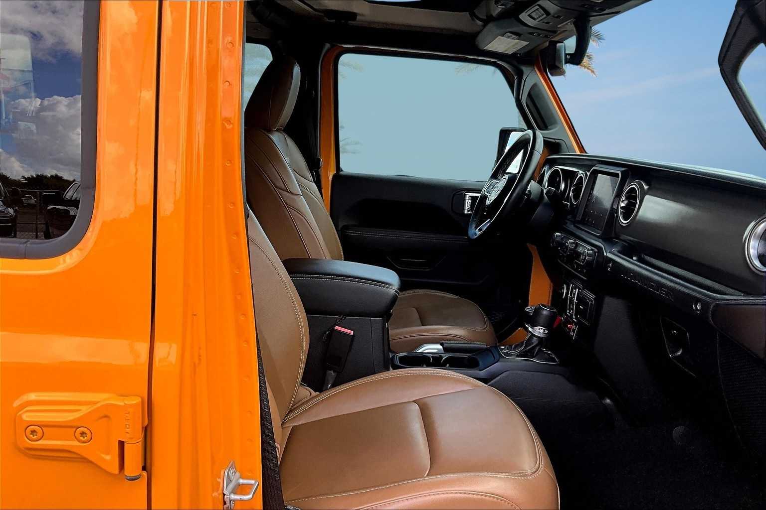 Thumbnail: 2021 Jeep Wrangler - 13