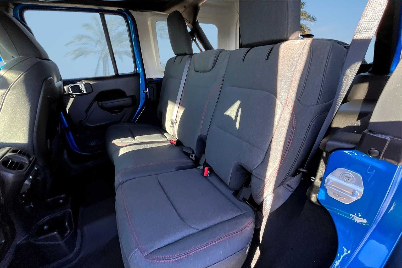 Thumbnail: 2025 Jeep Wrangler - 12