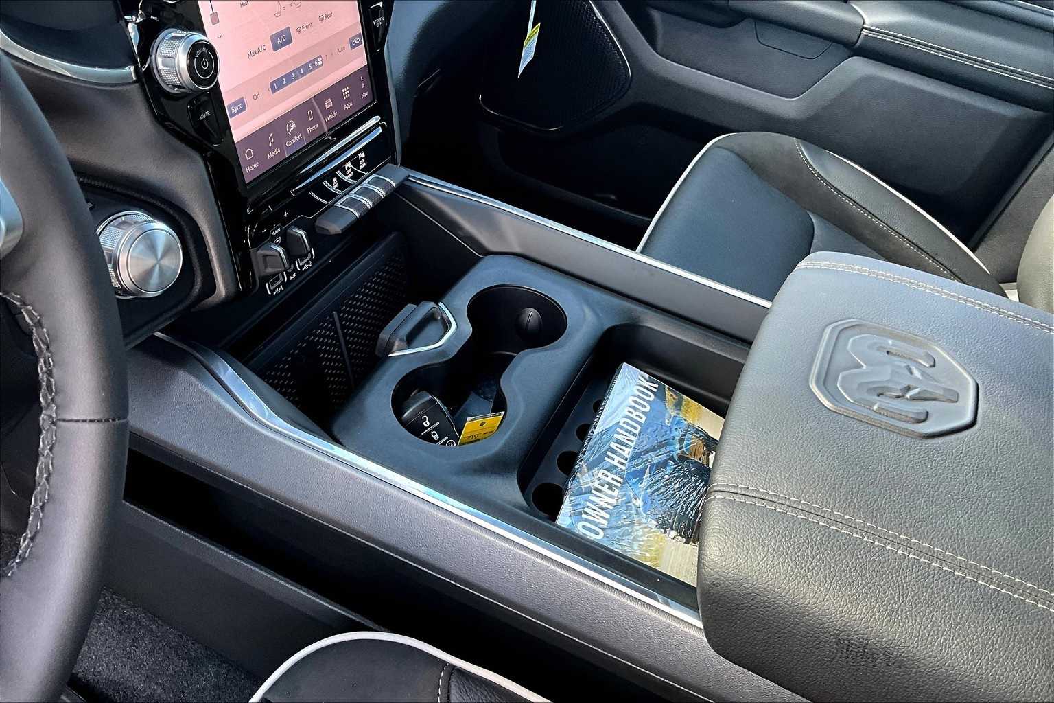 Thumbnail: 2026 RAM 1500 - 17