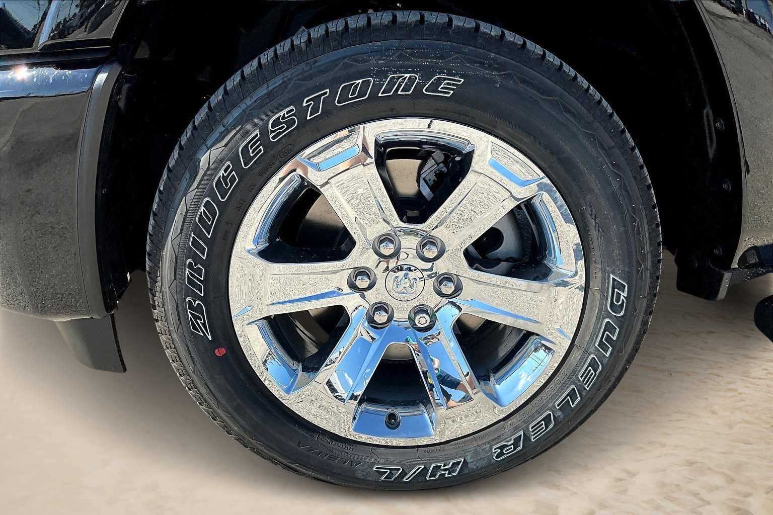 Thumbnail: 2026 RAM 1500 - 8