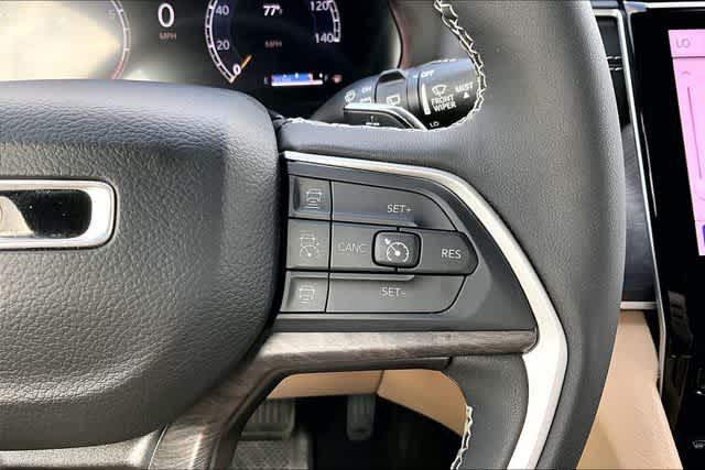 Thumbnail: 2024 Jeep Grand Cherokee - 23