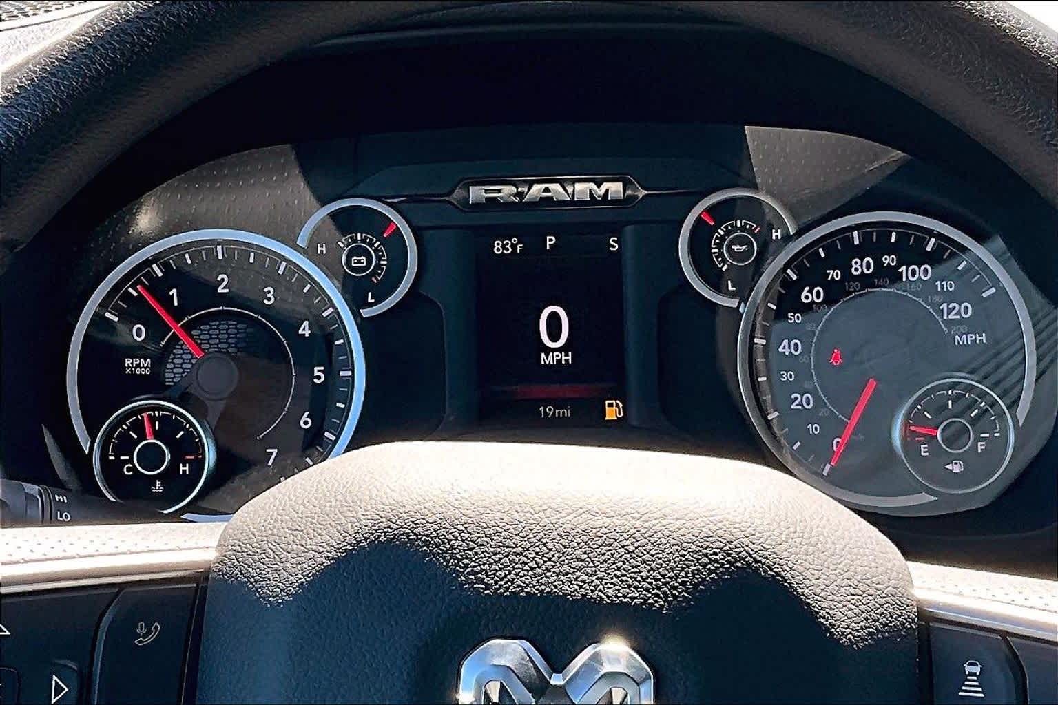 Thumbnail: 2025 RAM 1500 - 18