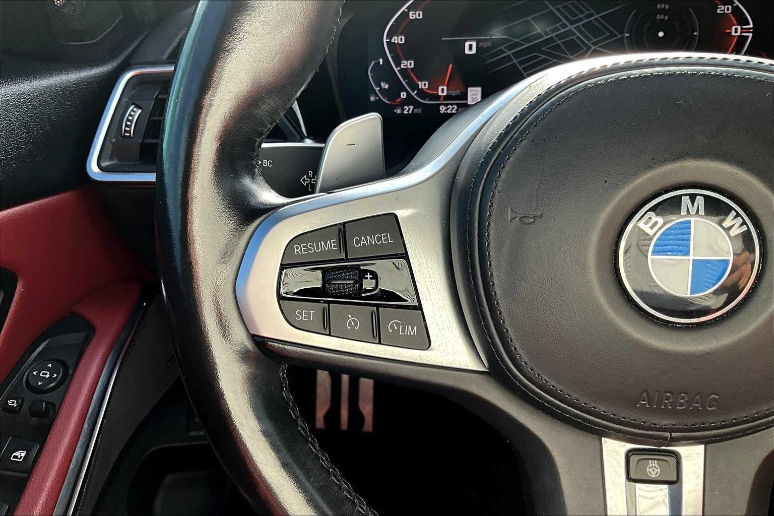 Thumbnail: 2022 BMW 3 Series - 25