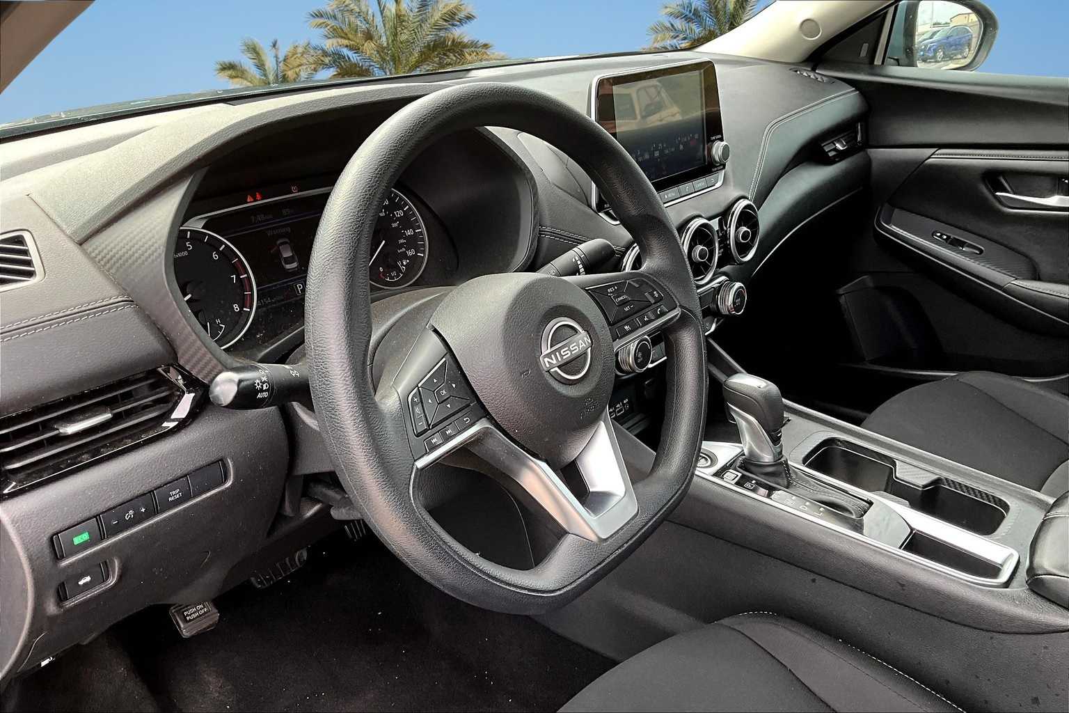 2024 Nissan Sentra SV photo 2