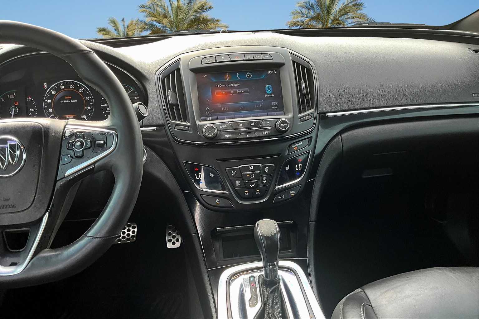 Thumbnail: 2015 Buick Regal - 15