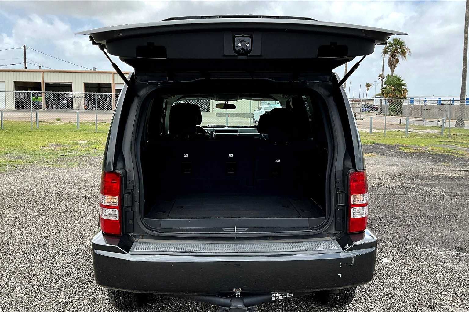 2011 Jeep Liberty Sport 18