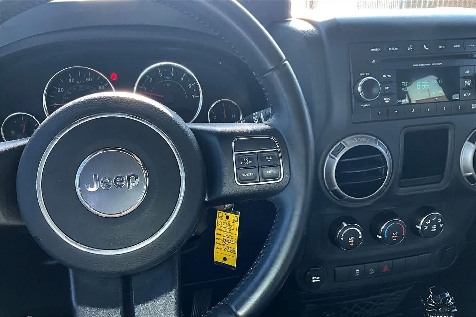 Thumbnail: 2018 Jeep Wrangler - 23