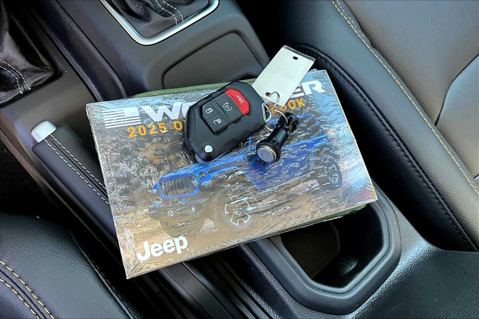 Thumbnail: 2025 Jeep Wrangler - 20