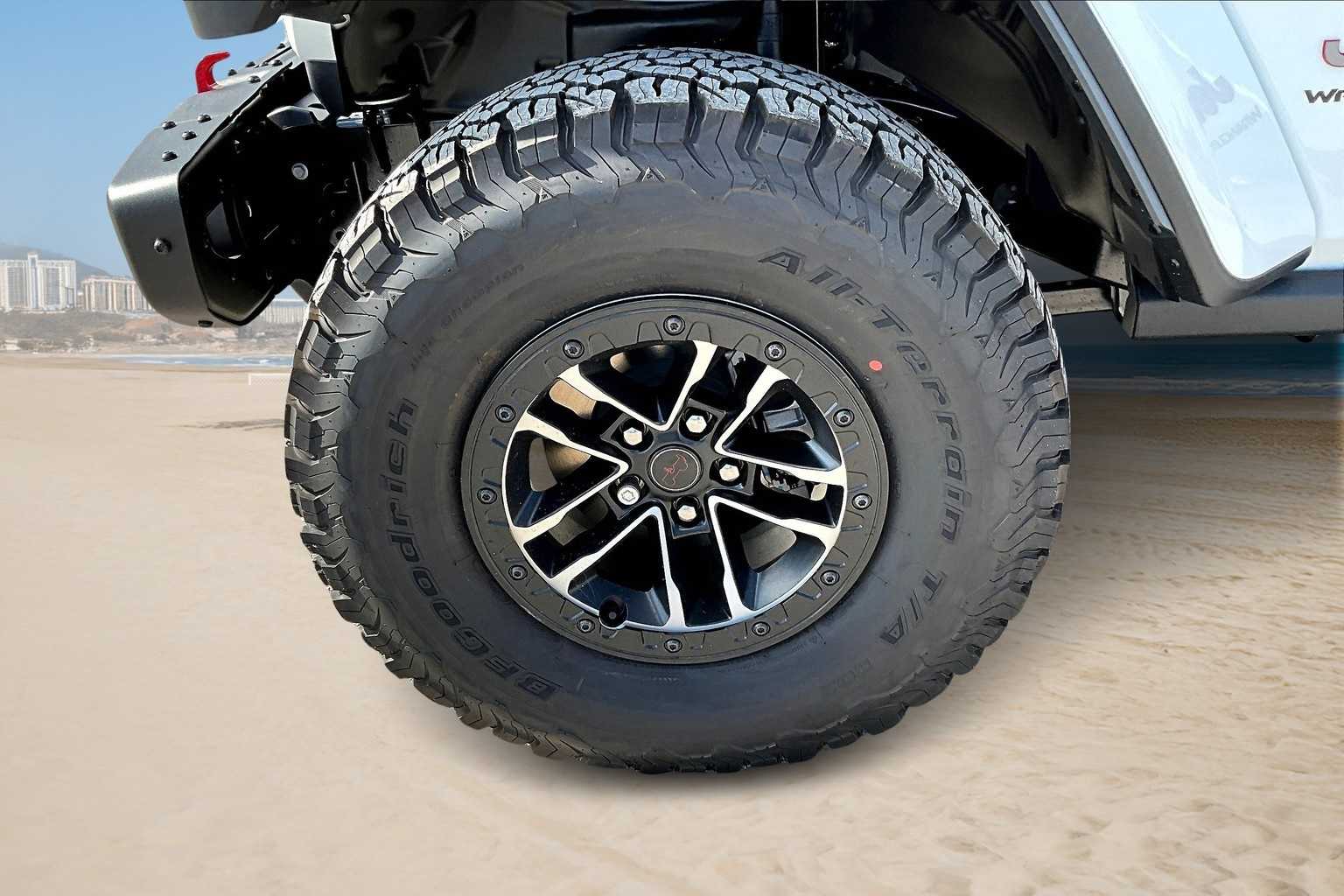 Thumbnail: 2025 Jeep Wrangler - 8