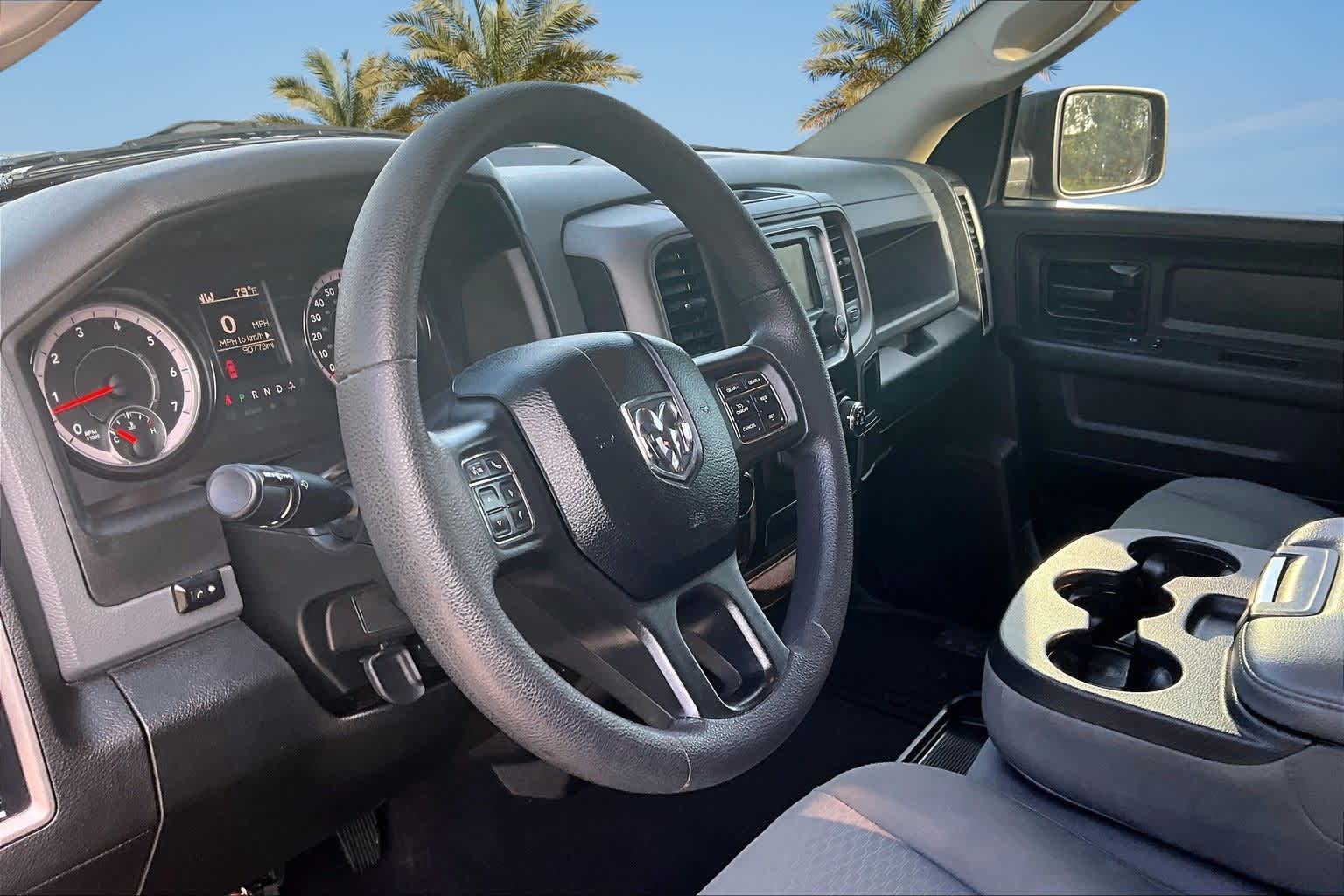 Thumbnail: 2019 RAM 1500 Classic - 2