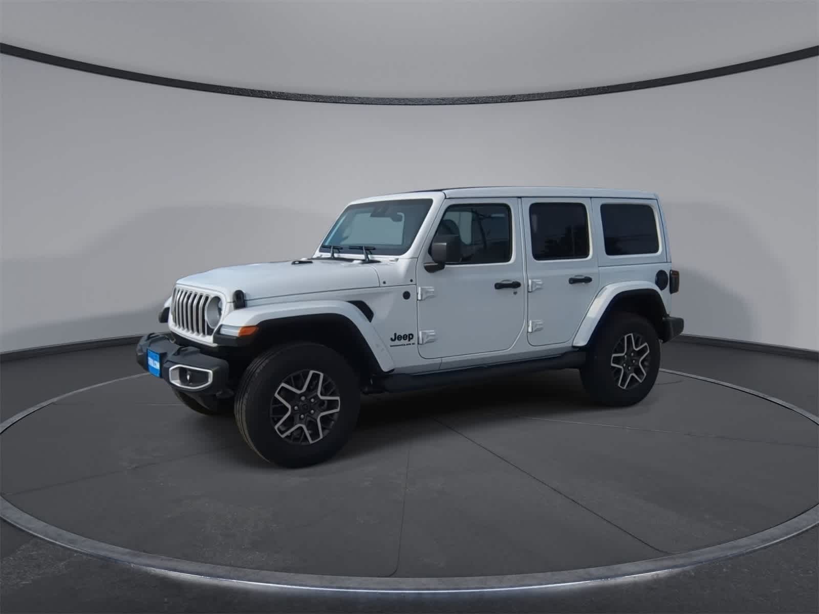 2025 Jeep Wrangler Sahara photo 4