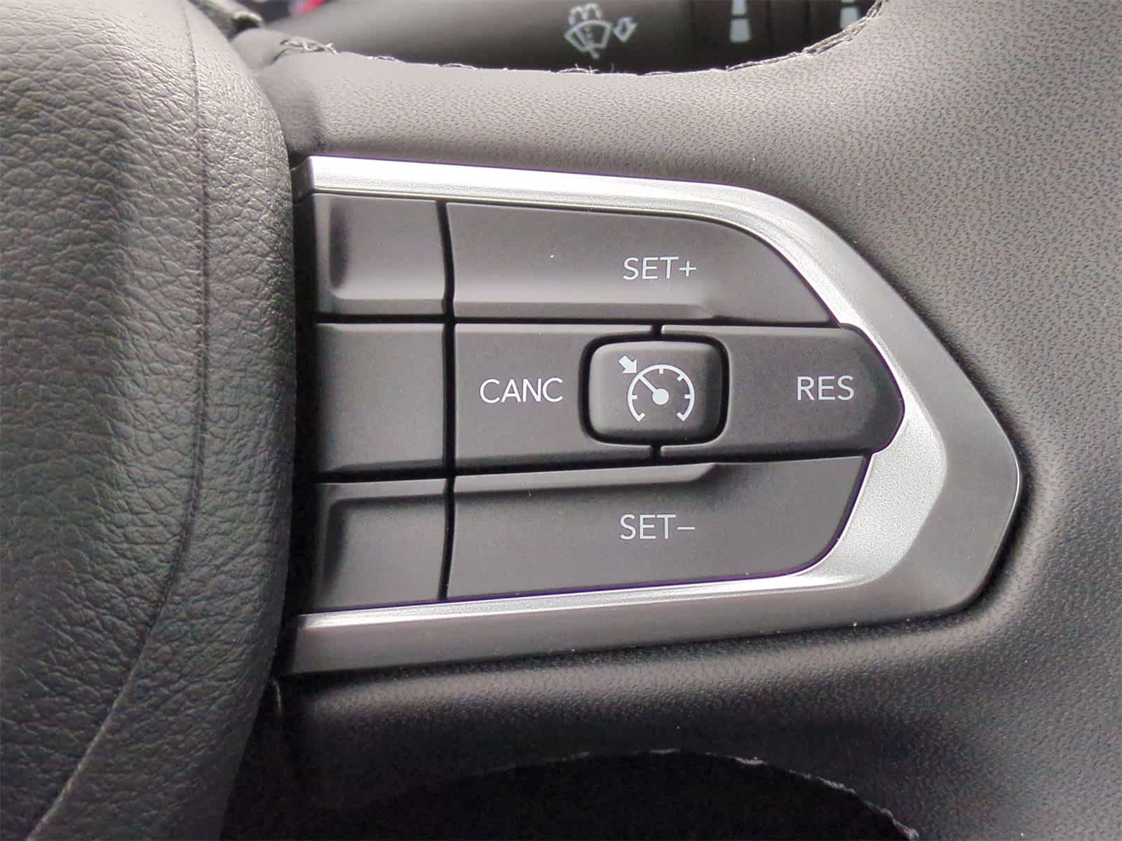Thumbnail: 2025 Jeep Compass - 25