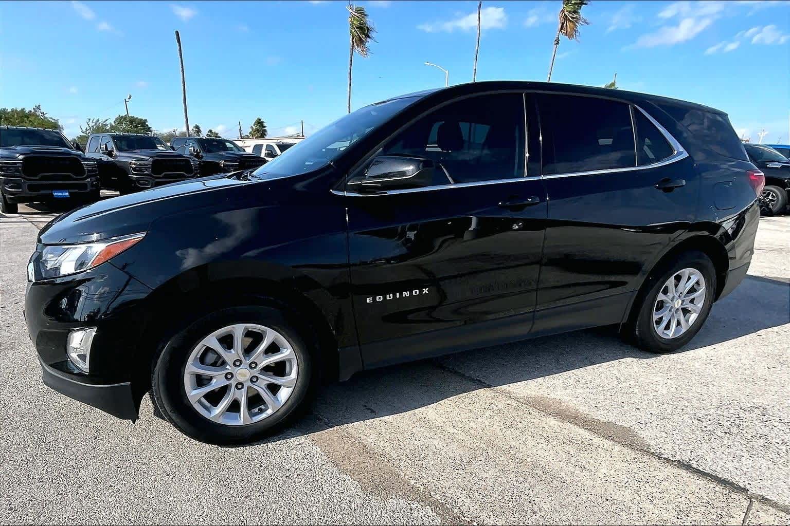 Thumbnail: 2020 Chevrolet Equinox - 3