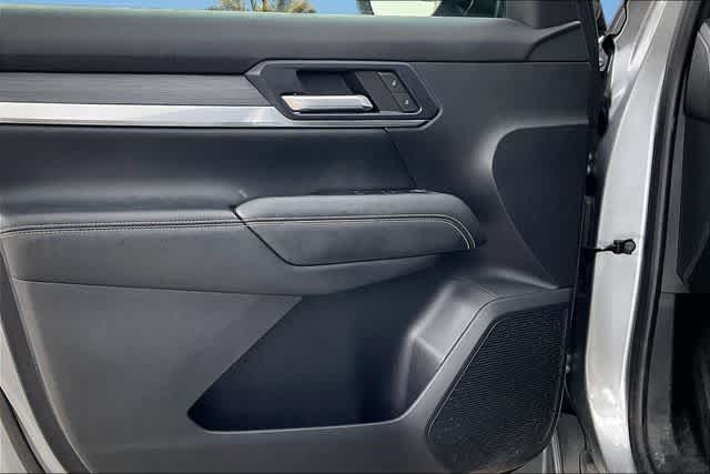 Thumbnail: 2025 GMC Terrain - 16