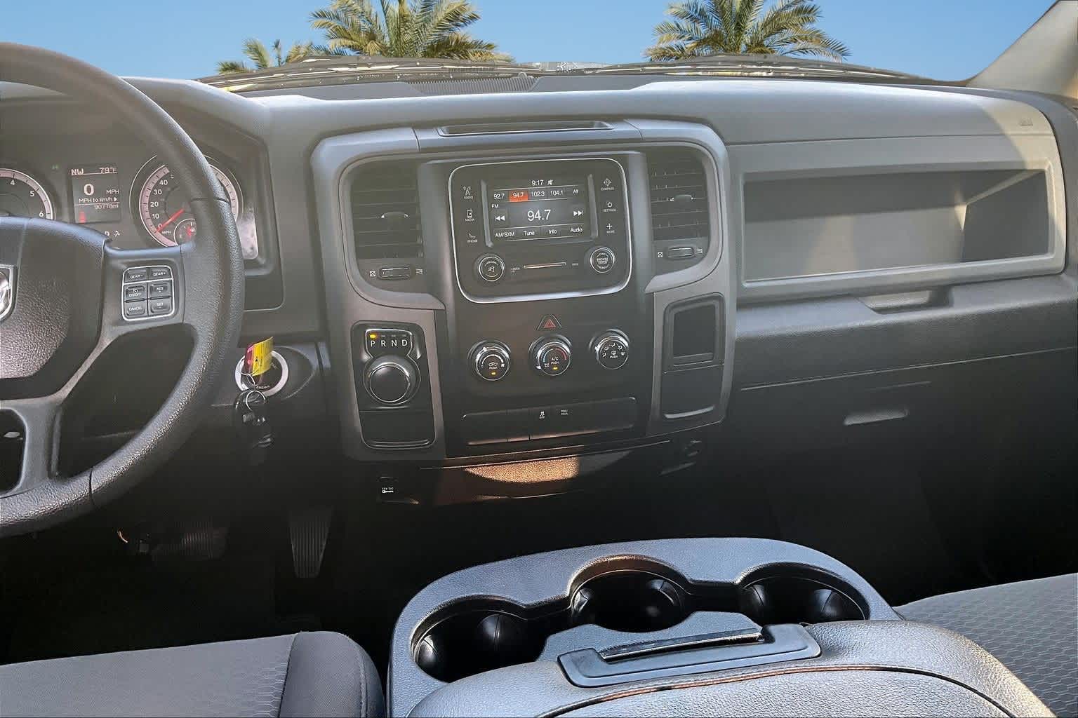 Thumbnail: 2019 RAM 1500 Classic - 15