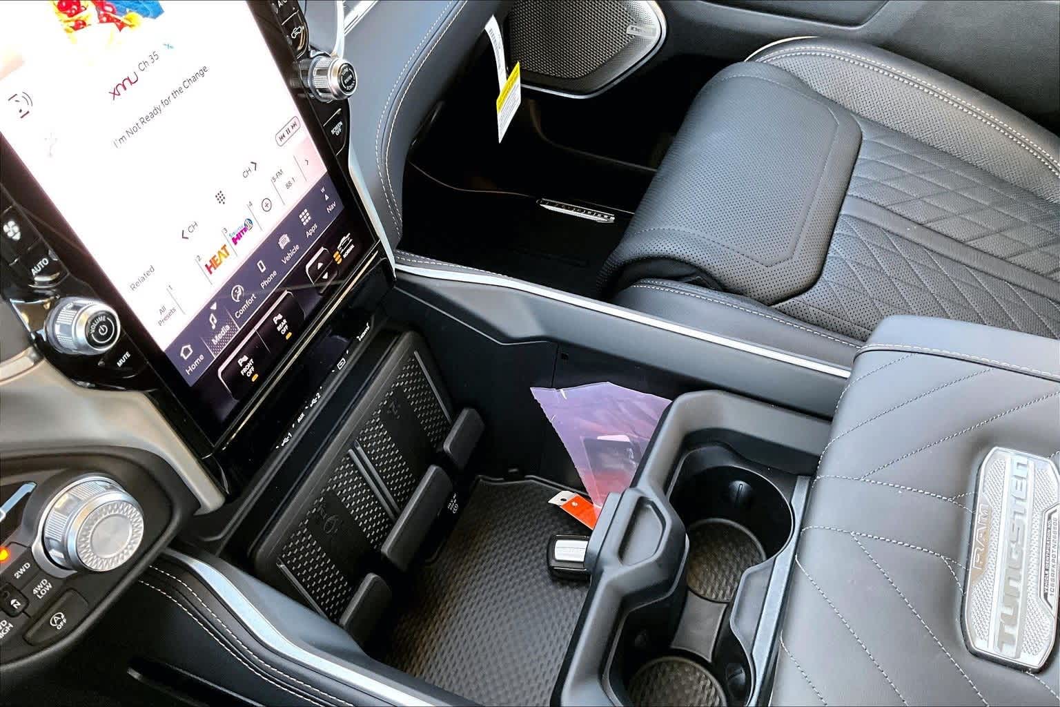 Thumbnail: 2026 RAM 1500 - 17