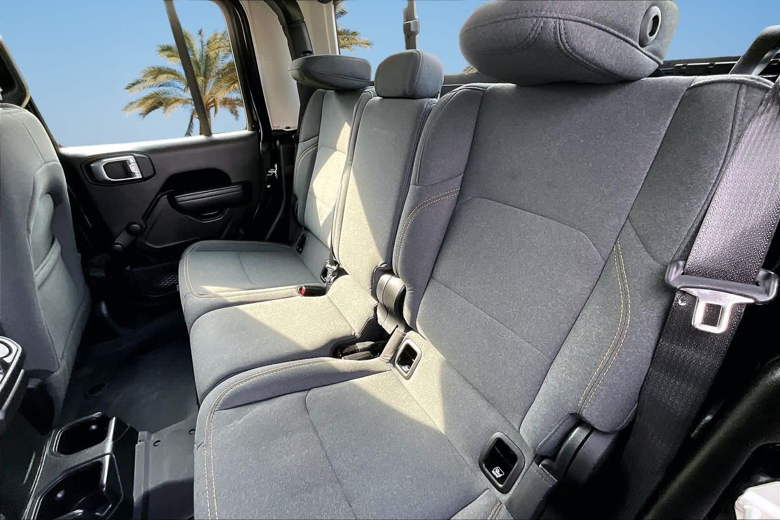 Thumbnail: 2024 Jeep Gladiator - 12