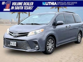 2019 Toyota Sienna XLE 8 Passenger Van