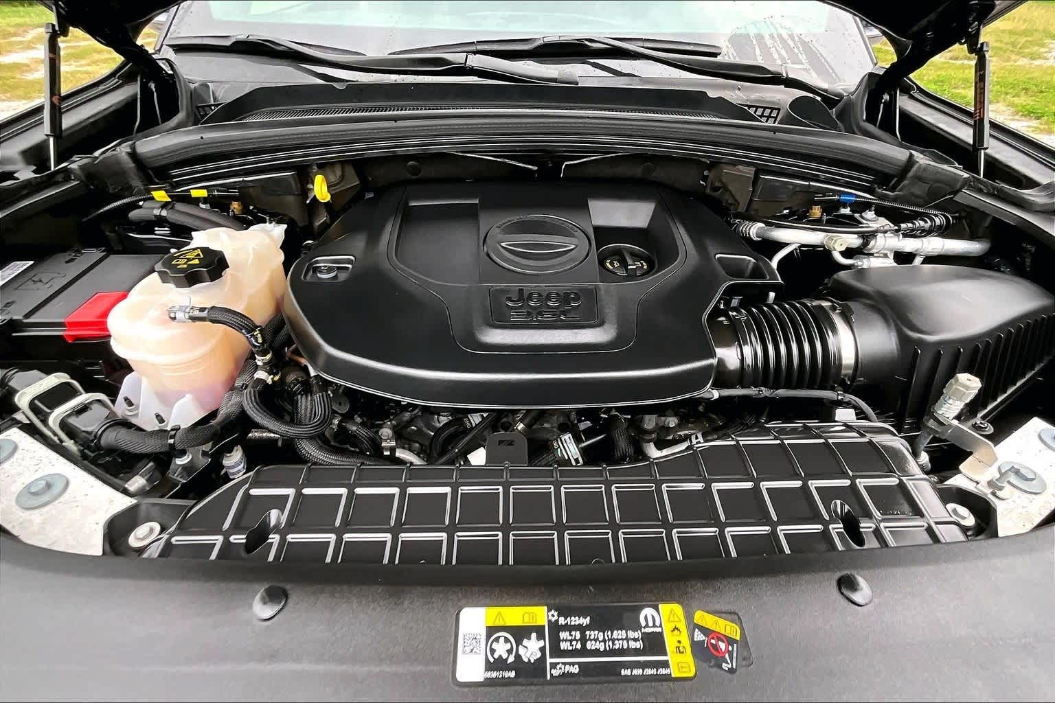 Thumbnail: 2023 Jeep Grand Cherokee - 8