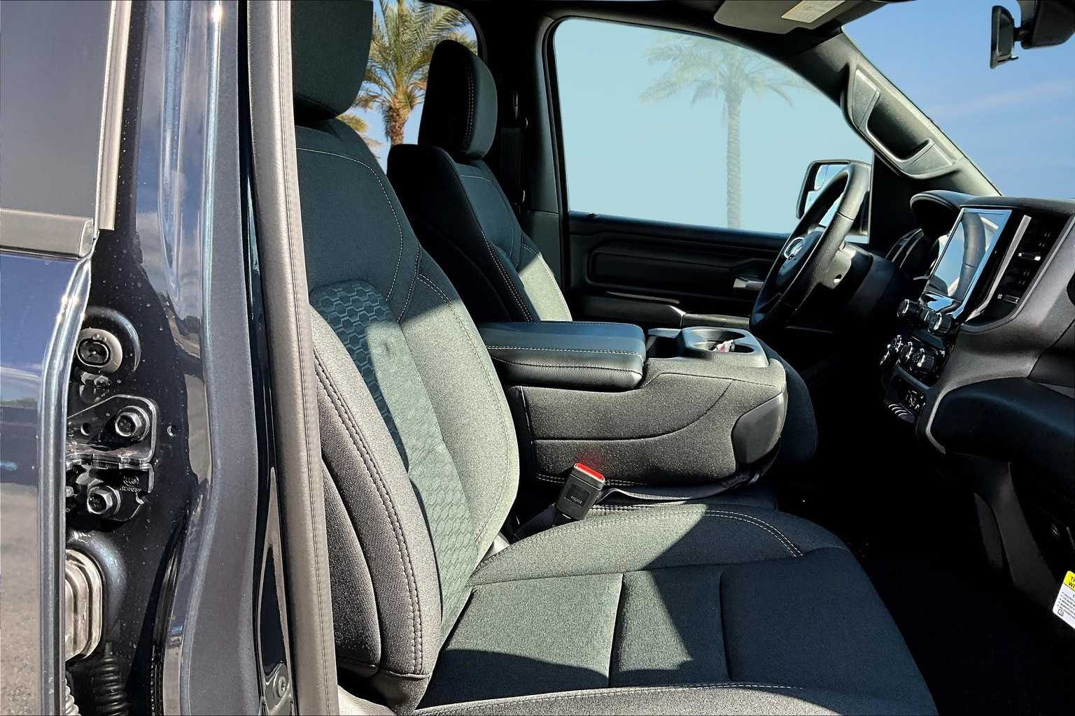 Thumbnail: 2025 RAM 1500 - 13