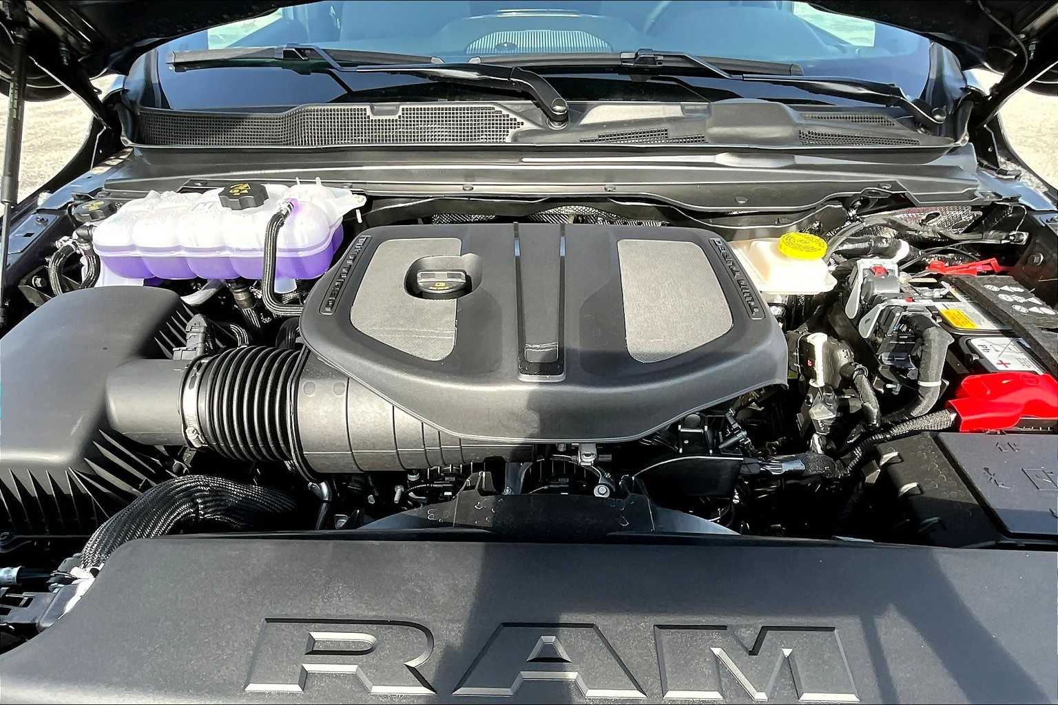 Thumbnail: 2026 RAM 1500 - 9