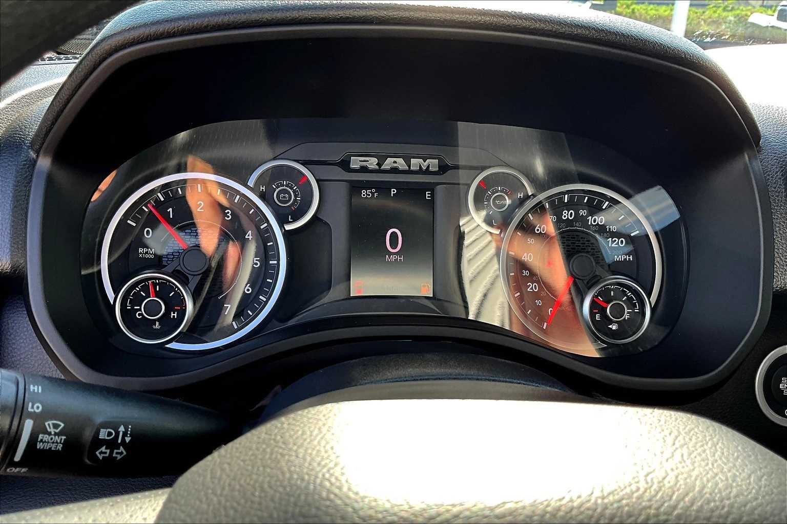 Thumbnail: 2025 RAM 1500 - 17