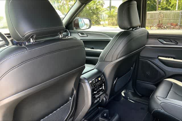 Thumbnail: 2025 Jeep Grand Cherokee - 12