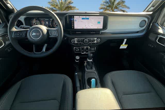 Thumbnail: 2025 Jeep Gladiator - 9