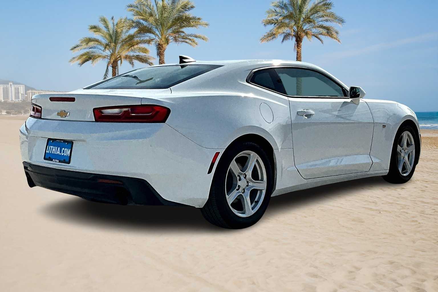 Thumbnail: 2018 Chevrolet Camaro - 19