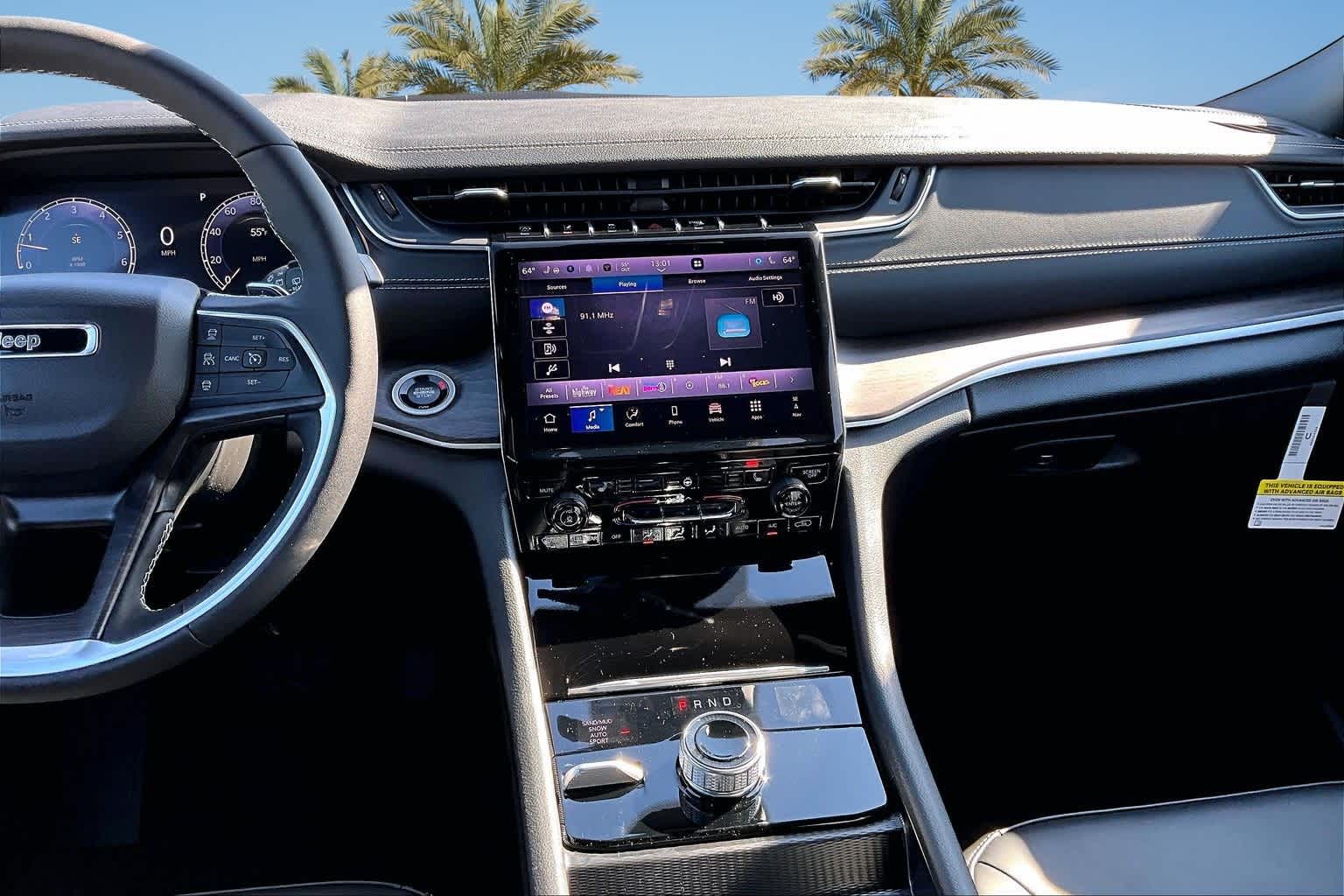 Thumbnail: 2025 Jeep Grand Cherokee - 15