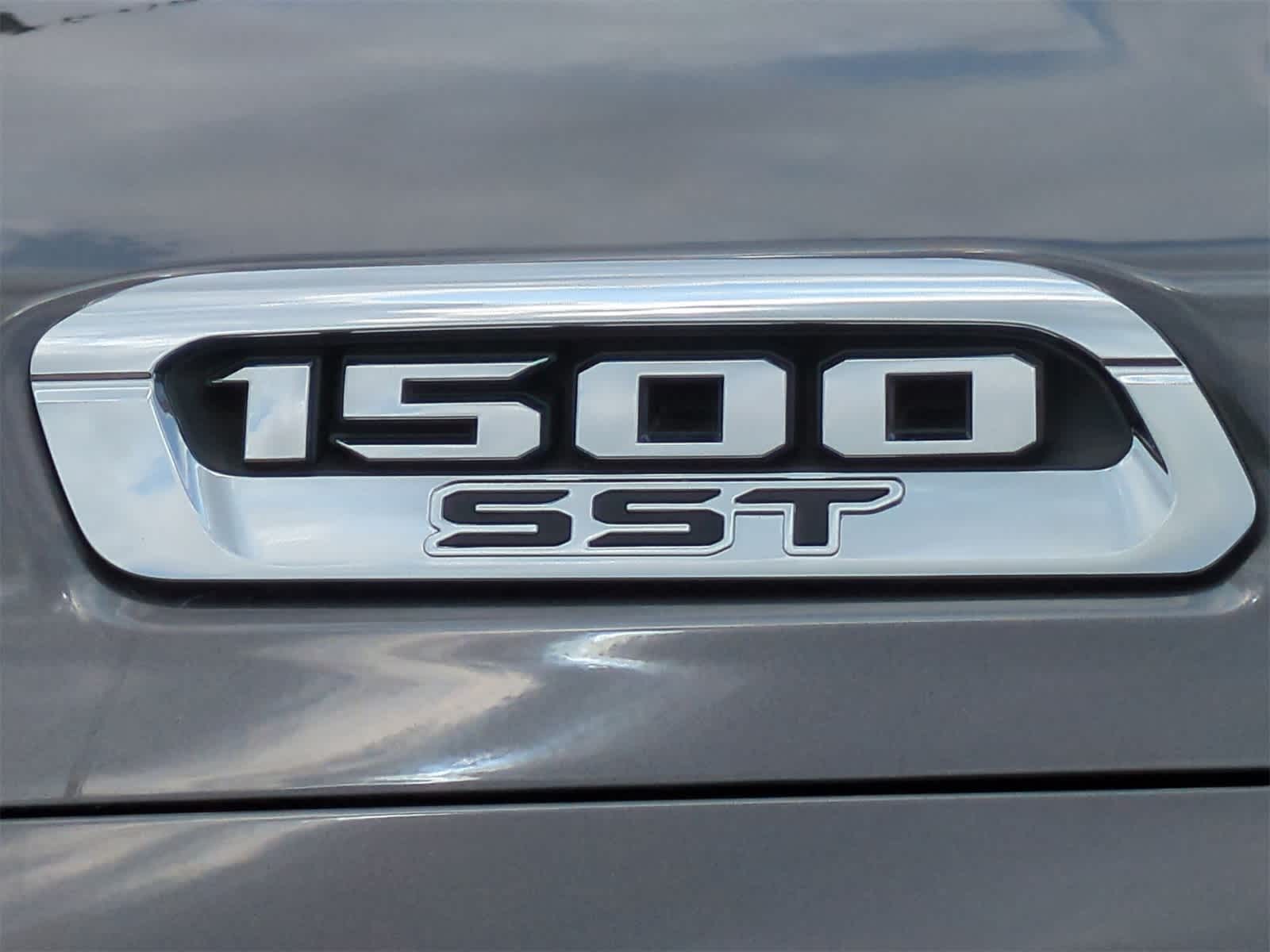 Thumbnail: 2025 RAM 1500 - 13