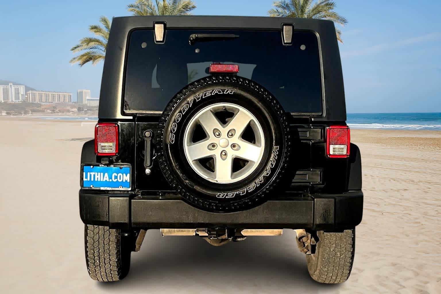 Thumbnail: 2016 Jeep Wrangler - 5