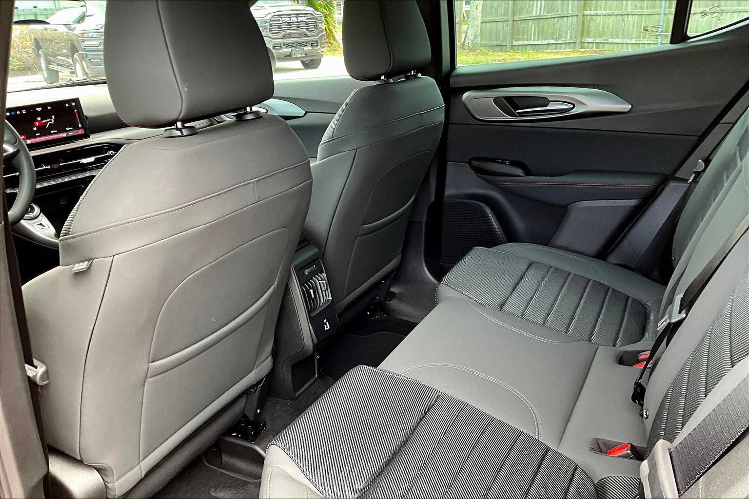 Thumbnail: 2025 Dodge Hornet - 12